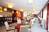 Royal Club Hotel étterme Visegrádon, magyaros ételkülönlegességekkel